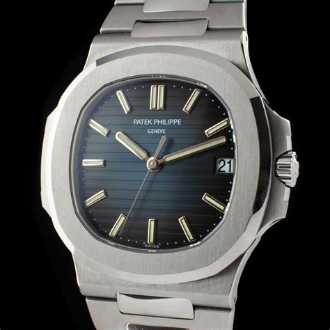 vintage patek philippe nautilus 5711